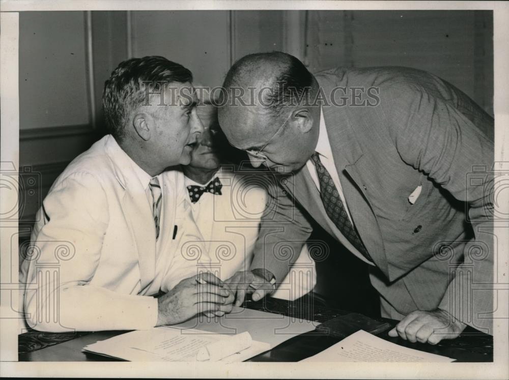 1939 Press Photo Wash.D.C. Sec of Navy C Edison,Asst Sec of Wat L Johnson - Historic Images