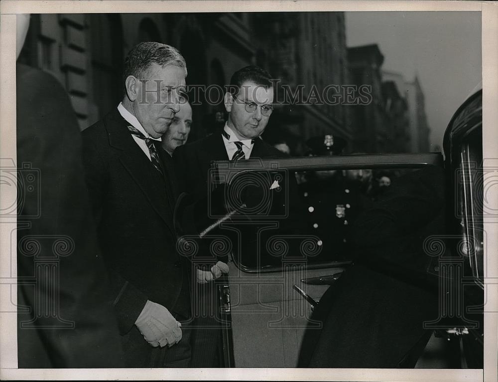 1937 Press Photo George Olvaney, Former Tammany Leader at Judge O&#39;Neil Funeral - Historic Images