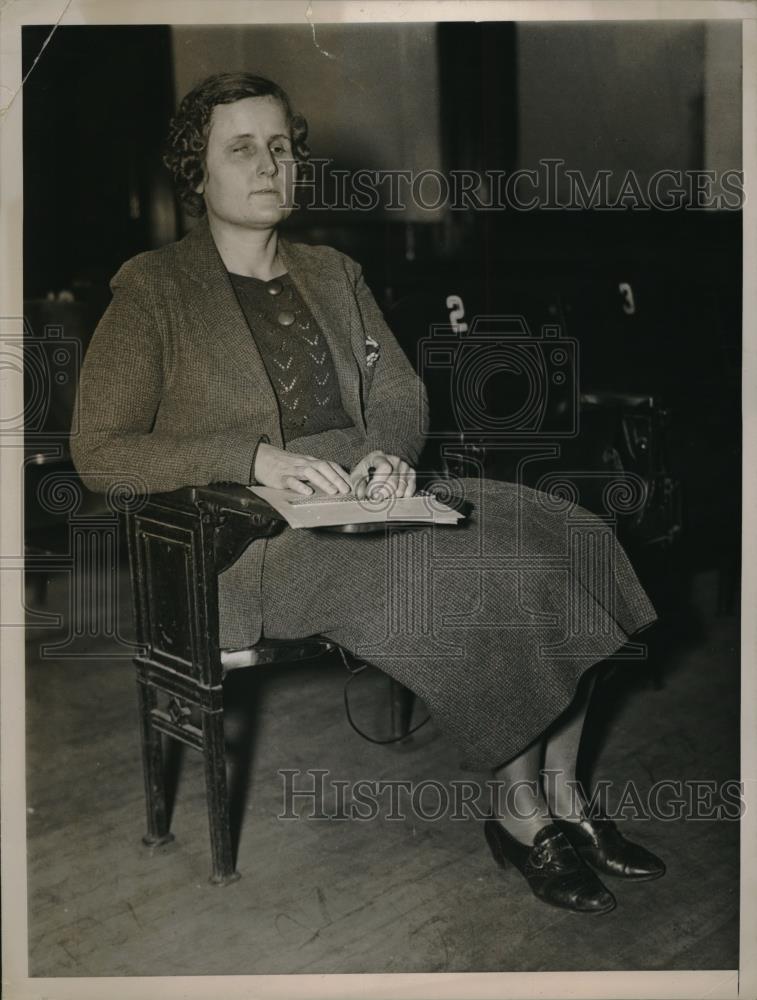 1936 Press Photo Blind Mrs, Patterson sitting in Classroom Writing. - Historic Images