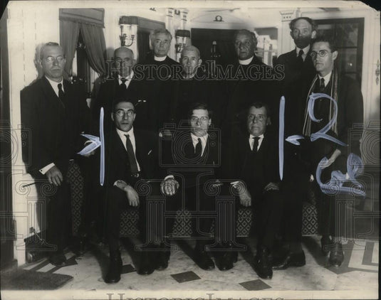 1926 Press Photo Group of Ten Expelled Mexican Priests, Father Martinex - Historic Images