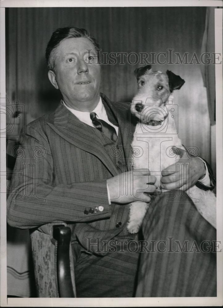 1936 Press Photo Frazier Hunt, special writer for Scripps-Howard Newspapers, NEA - Historic Images