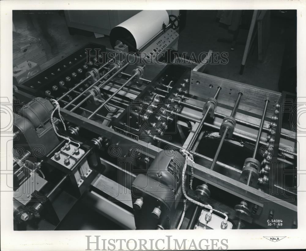 1950 Press Photo View of NACA Mechanical Analyzer - Historic Images