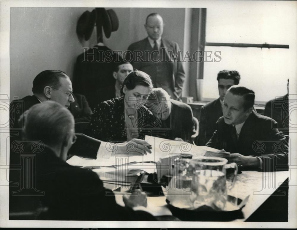 1938 Press Photo Assistant Attorney Ambrose F. McCall Kingsley rodewald - Historic Images