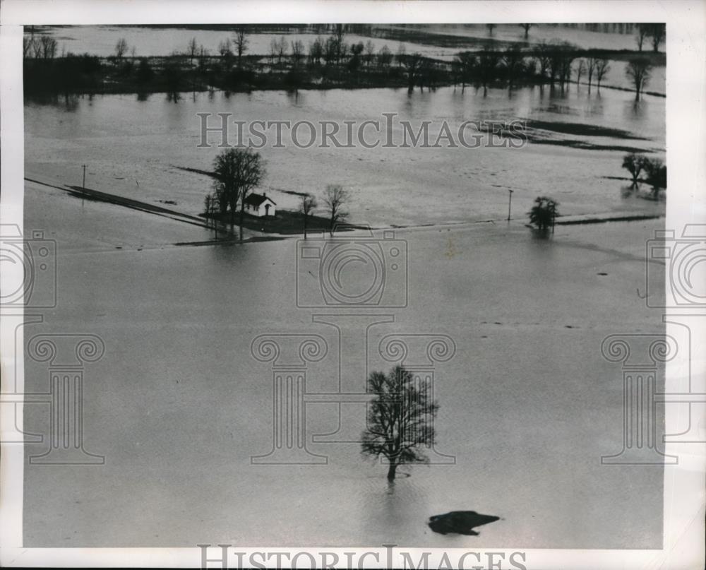 1948 Press Photo Geneseo New York Schoolhouse Flood Genessee River - Historic Images