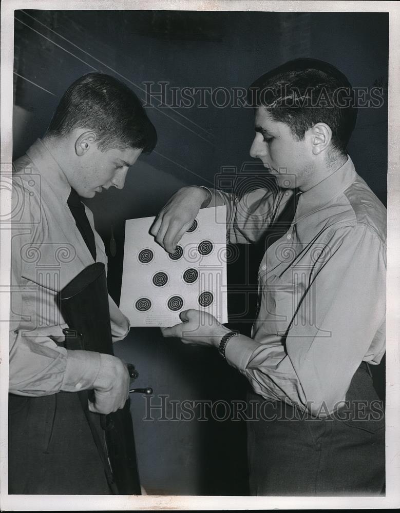 1953 Press Photo Ronald Oakley, David Warshawsky, Oberlin AFROTC cadets - Historic Images