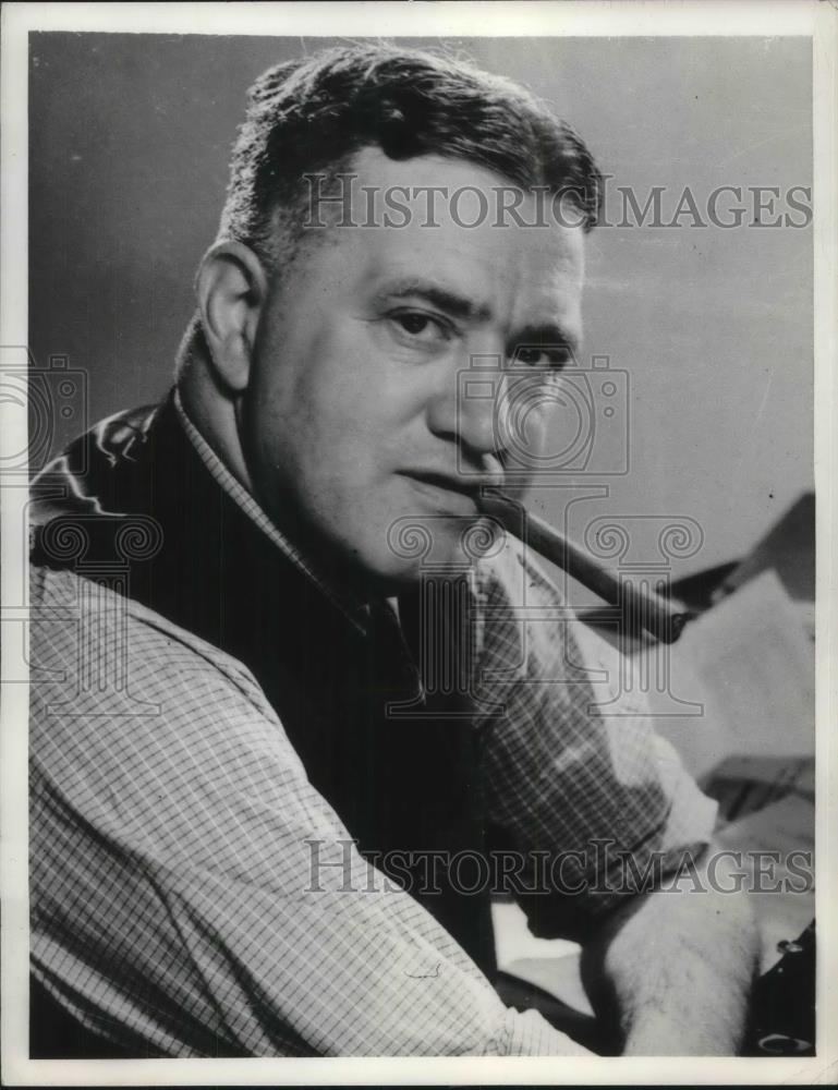 1939 Press Photo E.V. Durling, Columnist for King Features Syndicate Inc. - Historic Images