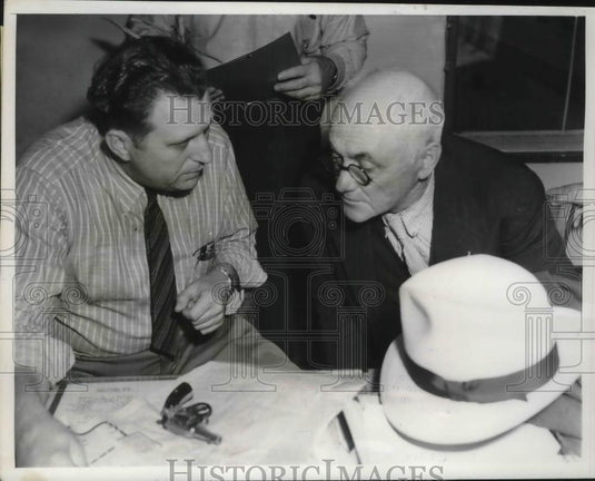 1939 Press Photo Hollywood, Cal. murderer Albert Singer & Capt. D.R. Patton - Historic Images