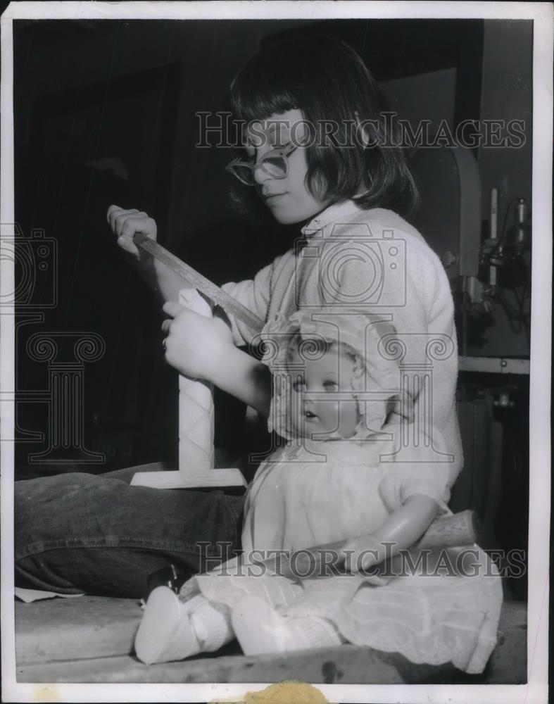 1956 Press Photo Childrens Aid Society in NYC, Dolores Azzalino - Historic Images