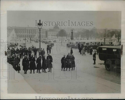 1933 Press Photo The Pont de la Concorde as Police prevent demonstration - Historic Images