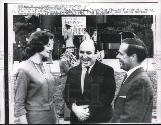 1962 Press Photo Mary Ann O'Mally Miss Cincinati, Wien, rep. Donald Clancy - Historic Images
