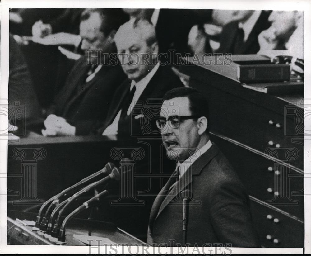 1968 Press Photo Bonn, Germany Klaus Schuetz, Berlin Mayor, Minister W Brandt - Historic Images