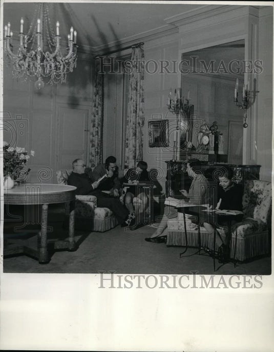 1951 Press Photo President Vincent Auriol, son Paul, grandson Jean-Claude - Historic Images