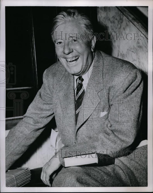 1954 Press Photo Frazier Hunt, American Radio Announcer - Historic Images