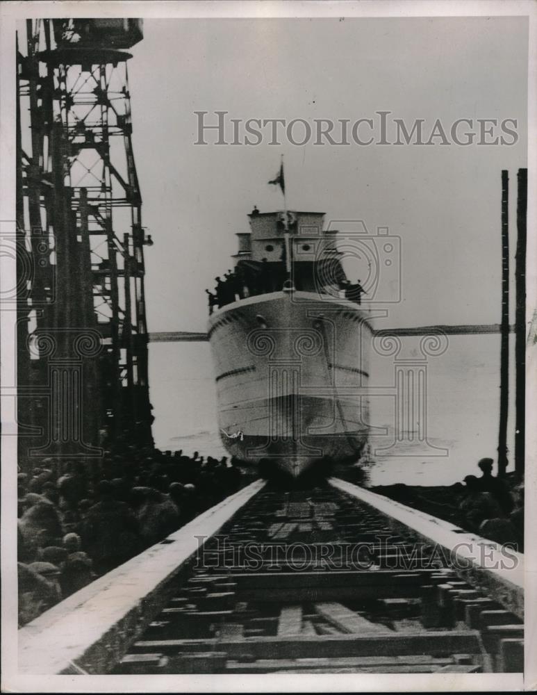 1937 Press Photo Destroyer launched at Barrow-In-Furness England - Historic Images