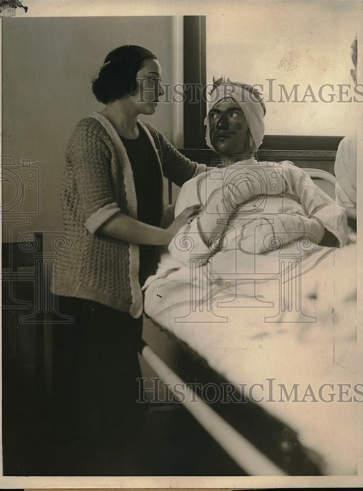 1923 Press Photo Edward B. Onstein Evelyn Rosey Injured in fire - Historic Images