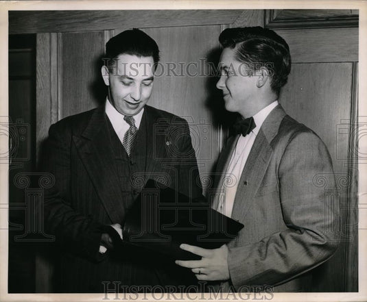 Press Photo Paul Swinderman of Mount Union College, Harvey L. Adams - Historic Images