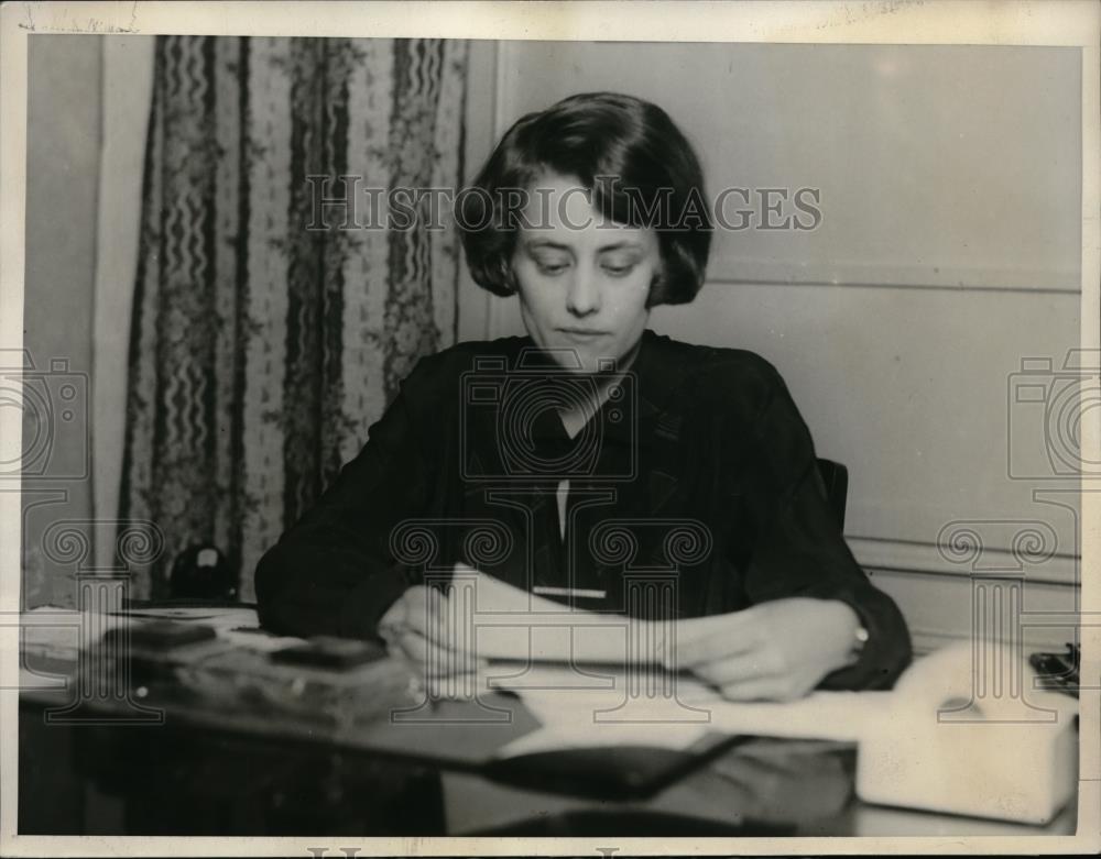 1925 Press Photo Katherine C. Fenning Wellesley Graduate - Historic Images