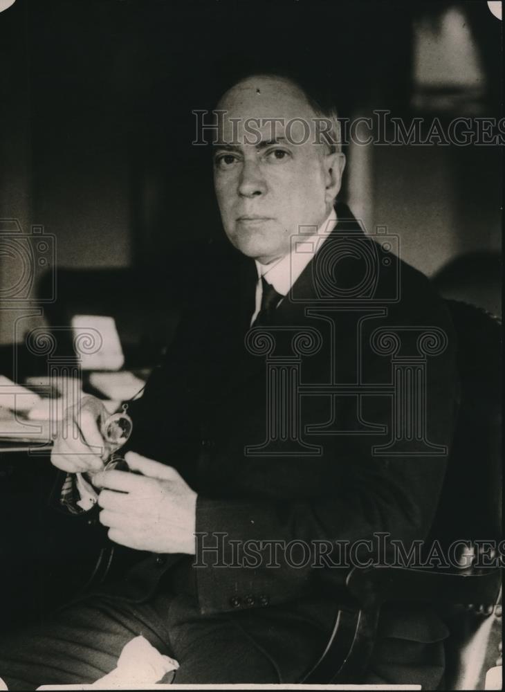 1921 Press Photo James Montgomery, Solicitor General of the United States at his - Historic Images