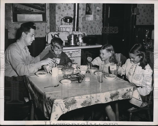 1948 Press Photo George t. mathews Commons Pleas Court - Historic Images