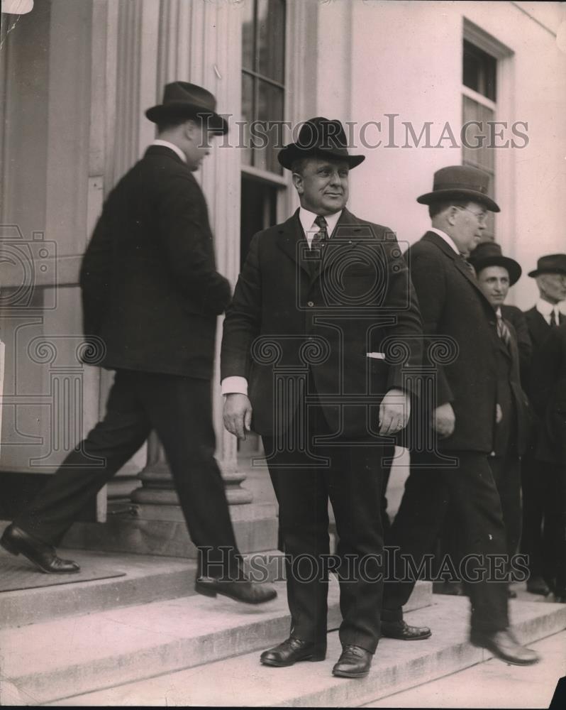 1921 Press Photo James Davis, Secretary of Labor upon arriving at the White - Historic Images