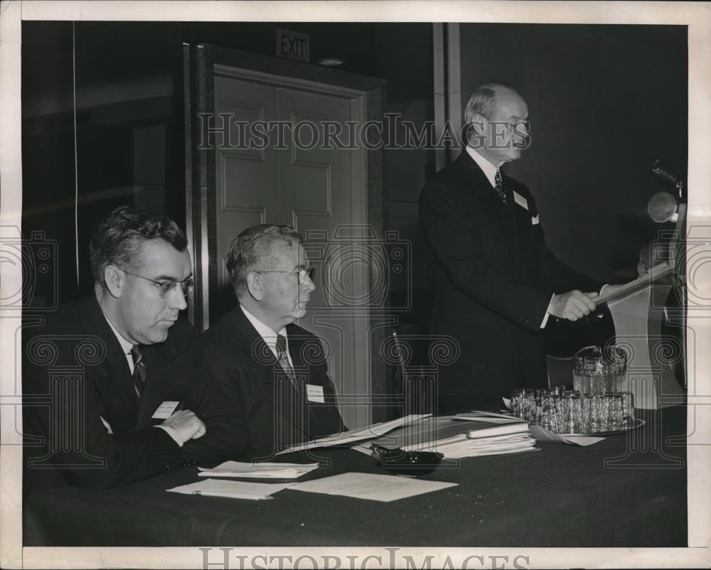 1946 Press Photo John S Knight Addresses Meeting - neb64962 - Historic Images