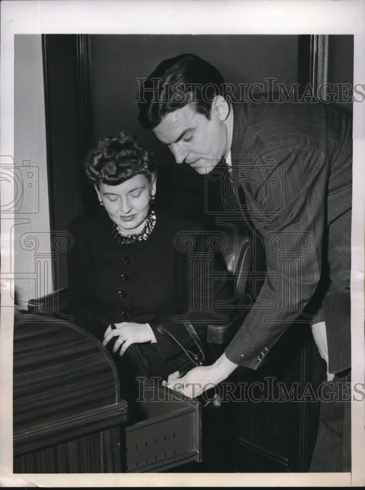 1947 Press Photo Mrs. Janet Hill Gordon - neb64162 - Historic Images