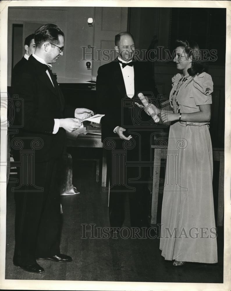 1941 Press Photo Univ. North Carolina, Dr. R.B. House, Senorita Sylvia Goich - Historic Images