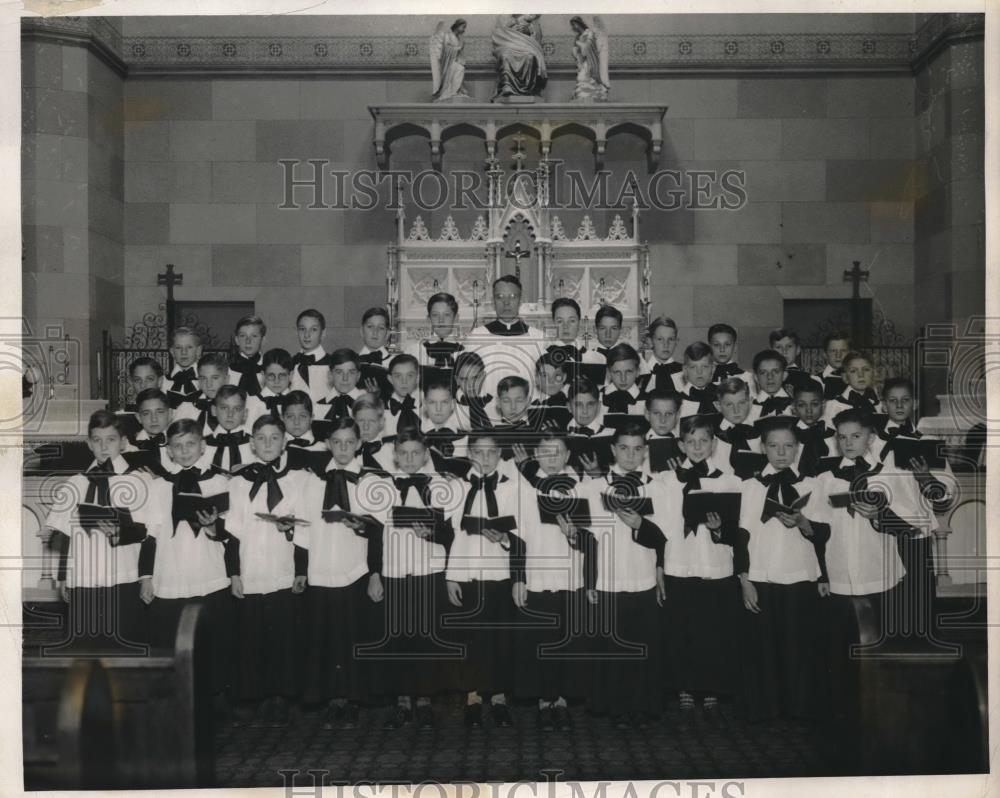 1933 Press Photo Our Lady Peace Boys Choir Mahar, Wolf, Cook, Arth, Blaha, - Historic Images