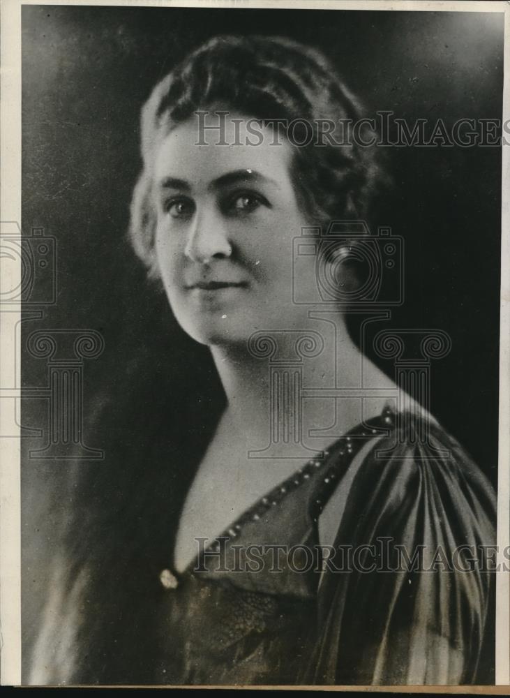 1927 Press Photo Mrs CS Carter, widow of the member of the state Senate, - Historic Images