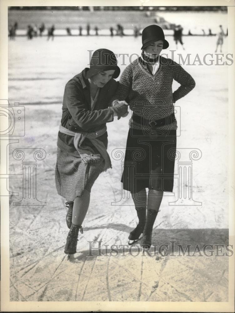 1930 Press Photo Lincoln Memorial Ice Skating Washington D.C. Trubee Davidson - Historic Images