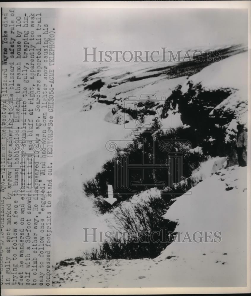 1949 Press Photo Western Blizzard Victim Wayne Yoke died at spot marked. - Historic Images