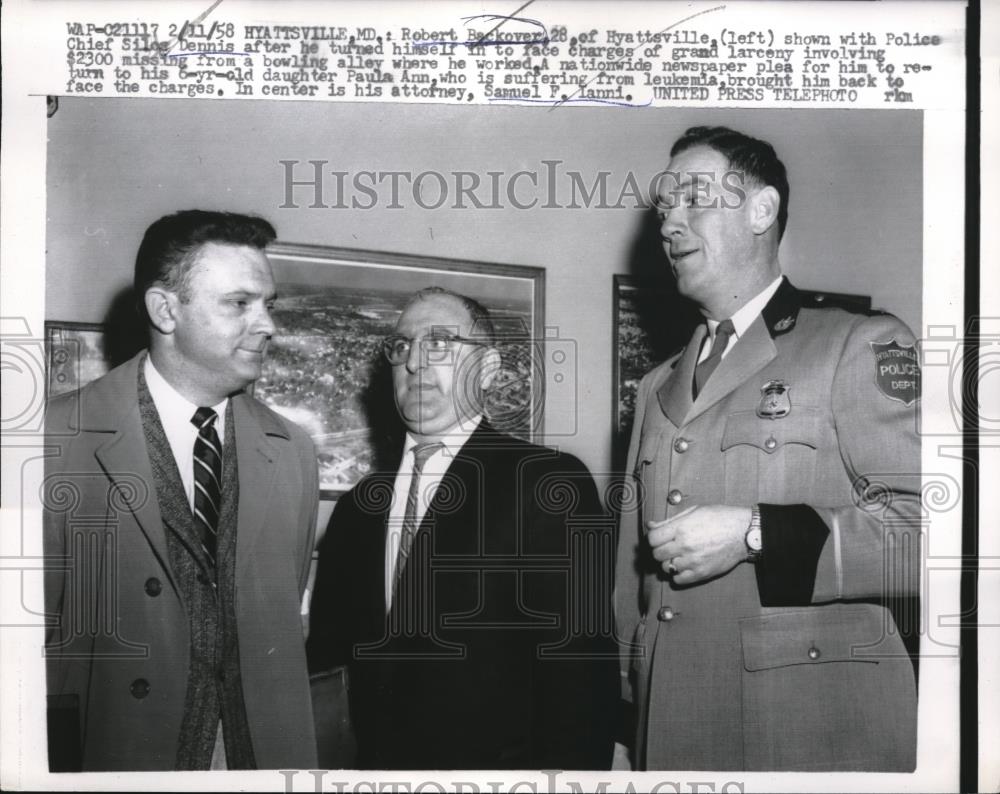 1958 Press Photo Robert Backover, larceny charges, S Dennis &amp; atty Sam Ianni - Historic Images