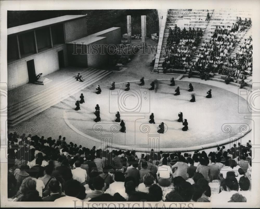 1959 Press Photo Audience Watch Aeschylus&#39; Orestia in Epidaurus Theater Greece - Historic Images