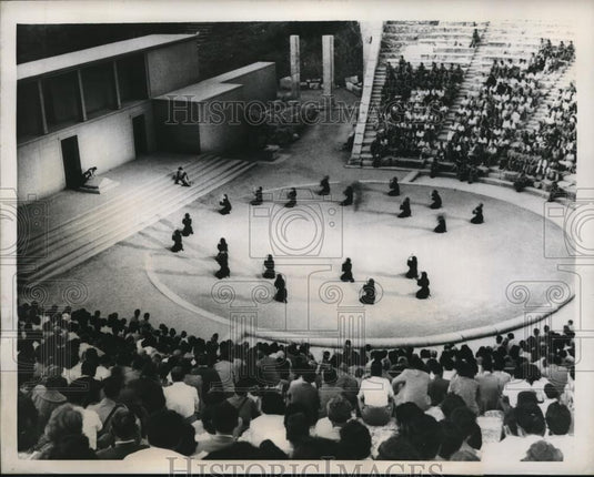 1959 Press Photo Audience Watch Aeschylus' Orestia in Epidaurus Theater Greece - Historic Images