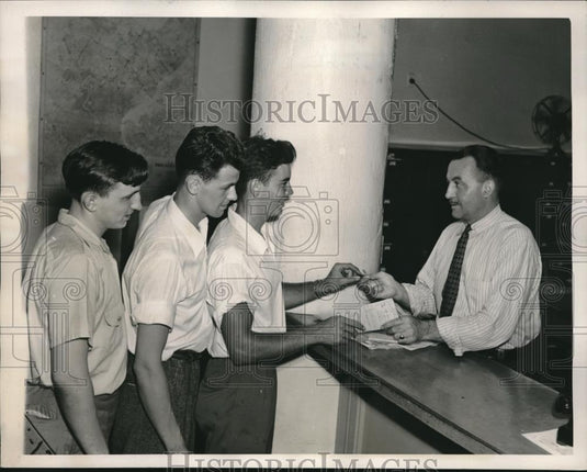 1940 Press Photo R Burns,H Lewis,R Lippincott,LewisPhila, Pa Budd Appre. School, - Historic Images