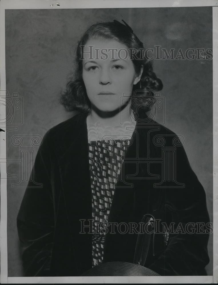 1934 Press Photo screen extra Gloria Marsh pleads not guilty to moral offense - Historic Images