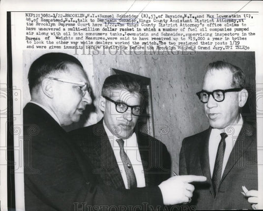 1960 Press Photo Samuel Schneider Max Lowenstein Talk To Benjamin Schmier - Historic Images