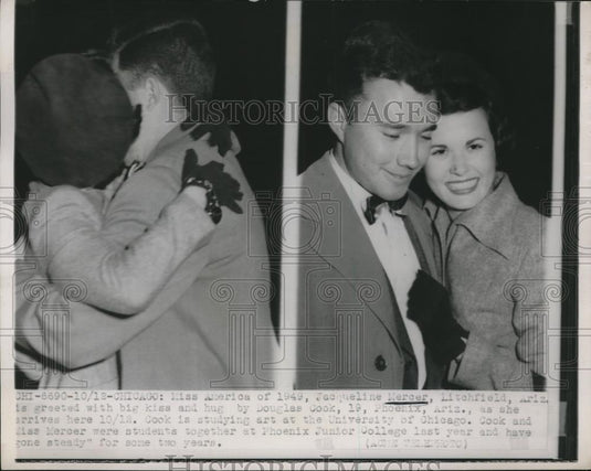 1949 Press Photo Jacqueline Mercer Douglas Cook Student University Chicago - Historic Images