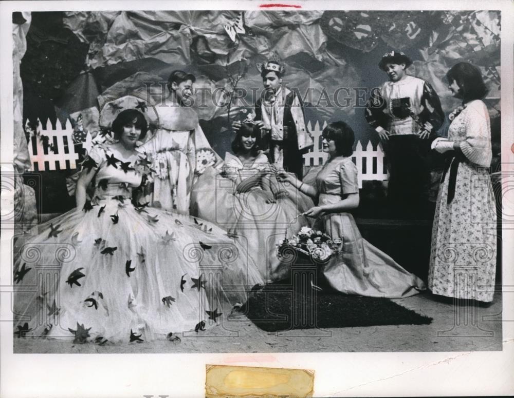 1967 Press Photo Actors of the St Casimier Catholic Church, celebrating its - Historic Images