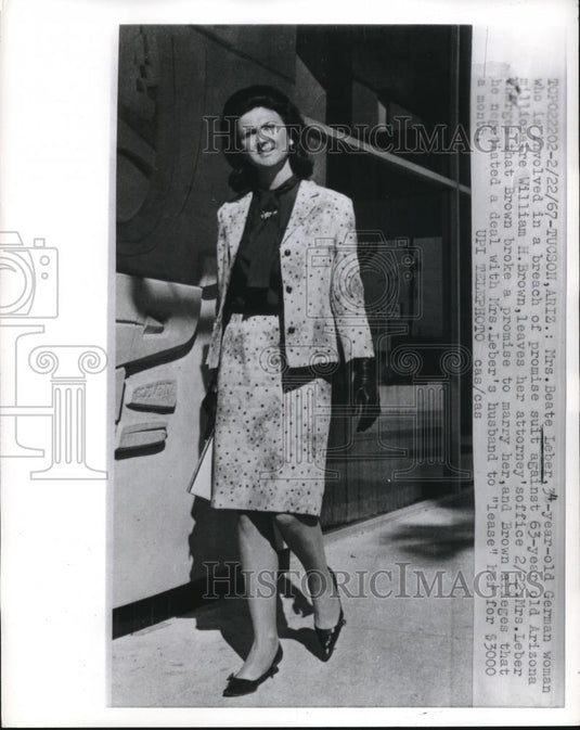 1967 Press Photo Mrs Beate Leber Involved In Breach Promise Against Millionaire - Historic Images