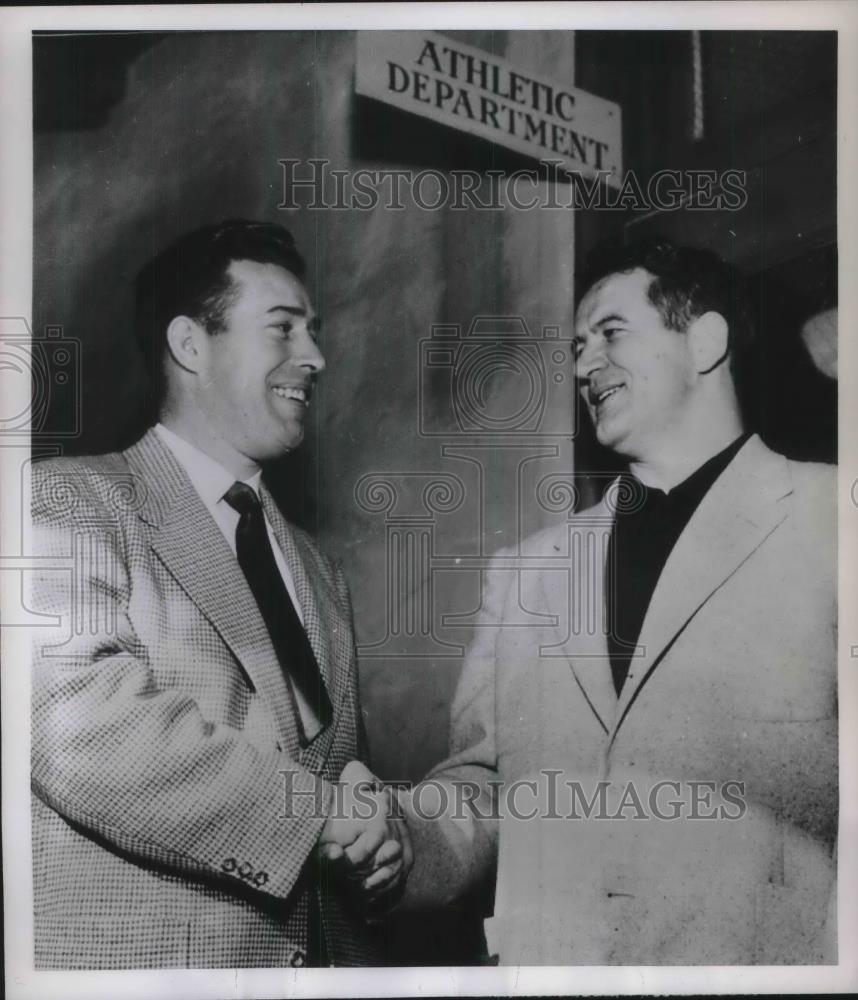 1951 Press Photo Univ. of San Francisco assistant coach Budd Kerr, Joe Kuharich - Historic Images