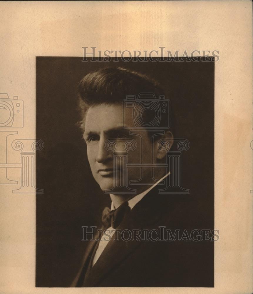 1925 Press Photo Bernarr MacFadden New York Physical Culturist - Historic Images