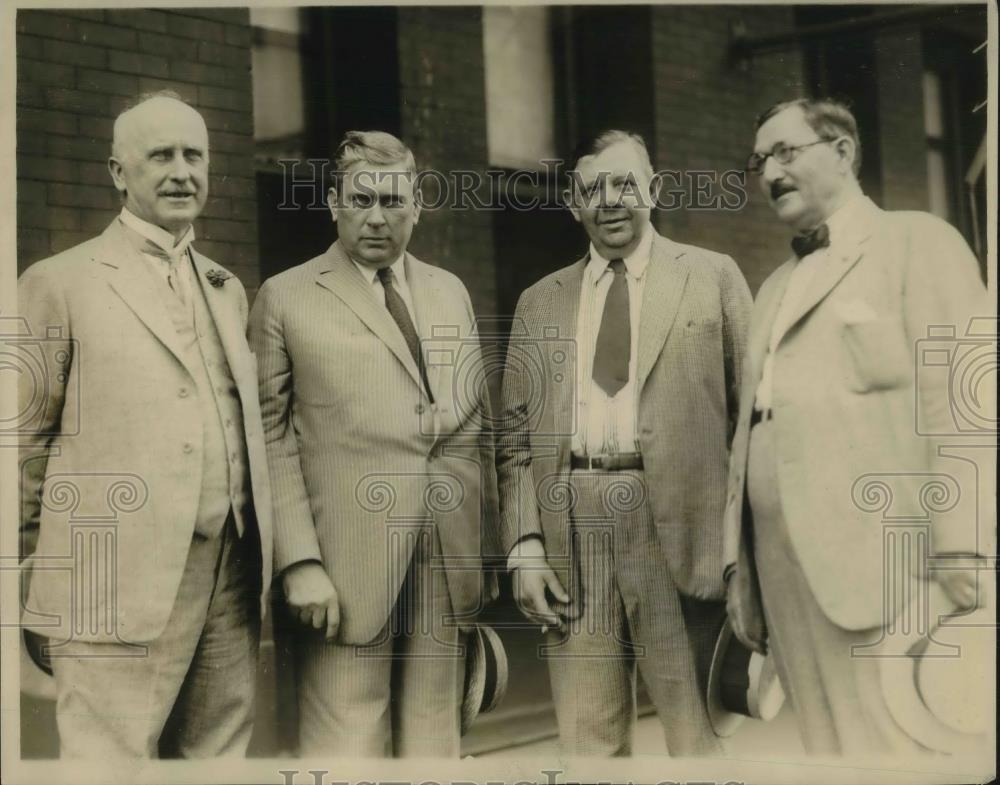 1922 Press Photo Businessmen Macher Haskins Moore Roan - neb75862 - Historic Images