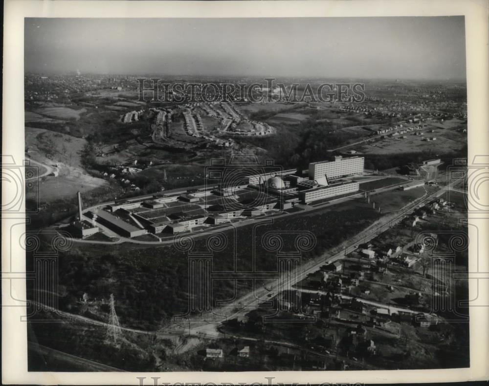 1958 Press Photo Aerial view of Pittsburg, Pa Allegheny County Hospital - Historic Images