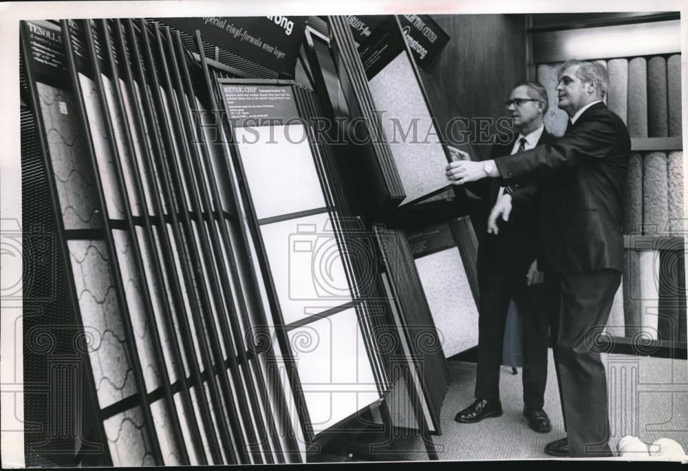 1969 Press Photo Stonegate Federal&#39;s J Nash &amp; J Hathaway - Historic Images