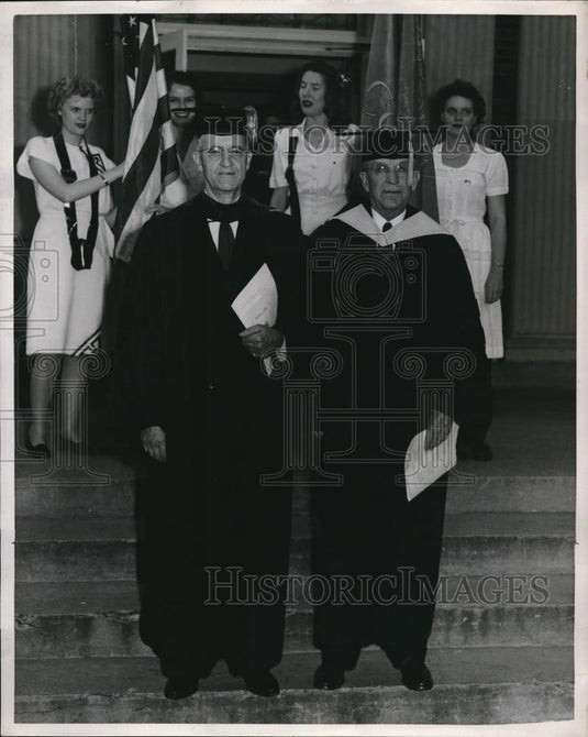 1946 Press Photo President of MacMurray College CF McClelland & Bishop Baker - Historic Images