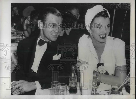 1939 Press Photo NYC, Winthrop Gardner Jr & wife Bethany Beckwith - Historic Images