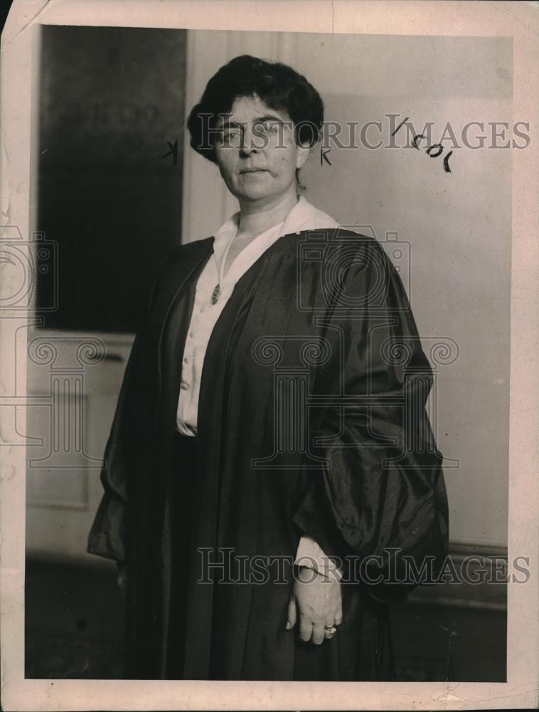 1920 Press Photo Mrs Jena E. Norris after her appointment to city Magistrate - Historic Images