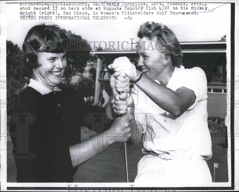 1961 Press Photo Augusta, Ga Women golfers Kathy Cornelius &amp; Mickey Wright - Historic Images