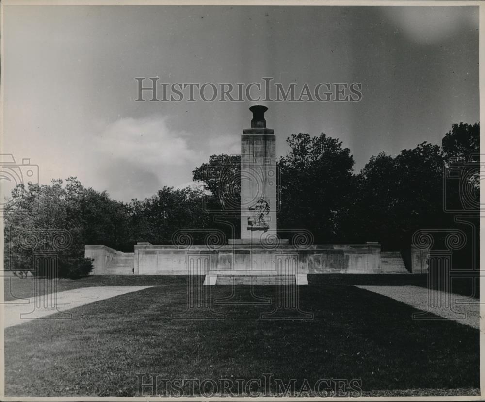 1948 Press Photo Eternal Light Peace monument at Gettysburg, Pa - Historic Images